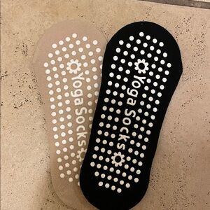 Yoga Socks with Grip in Black and Tan ( 2 pairs)